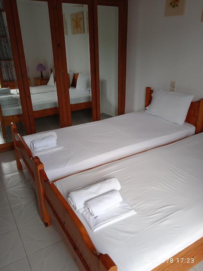 העיירה סקיאתוס Syraina Apartments מראה חיצוני תמונה