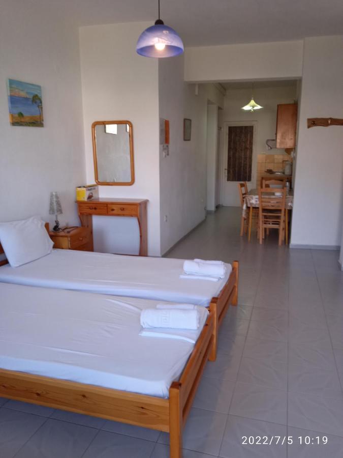 העיירה סקיאתוס Syraina Apartments מראה חיצוני תמונה