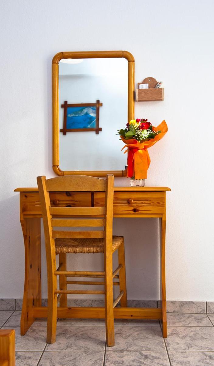 העיירה סקיאתוס Syraina Apartments מראה חיצוני תמונה