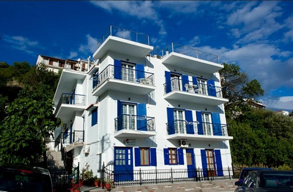 העיירה סקיאתוס Syraina Apartments מראה חיצוני תמונה