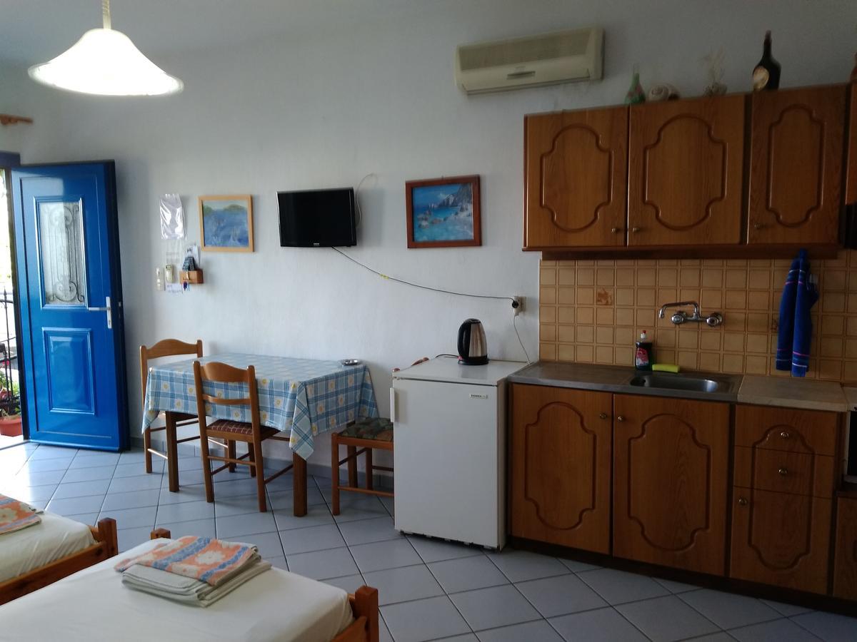 העיירה סקיאתוס Syraina Apartments מראה חיצוני תמונה